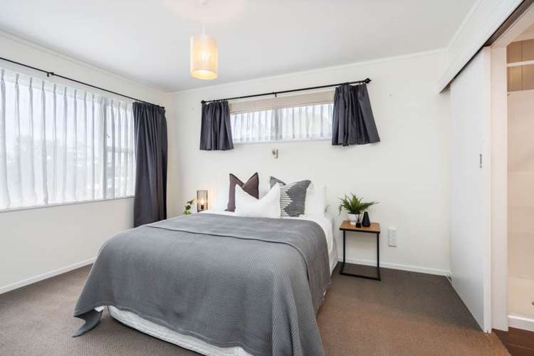 11 Fairway Drive Kamo_7