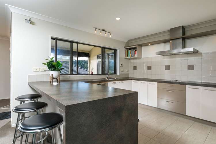 55 William Gamble Drive Greenhithe_6