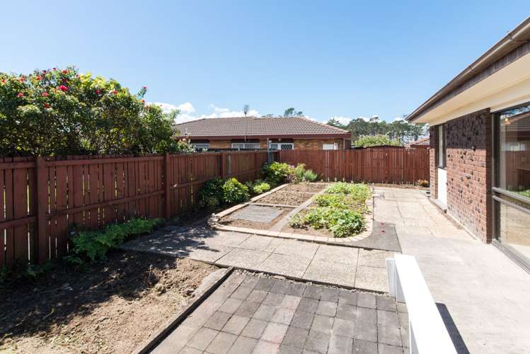 2/1a Jenelin Road Glendene_14