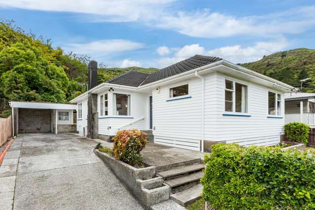 35 Castlerea Street Wainuiomata_1