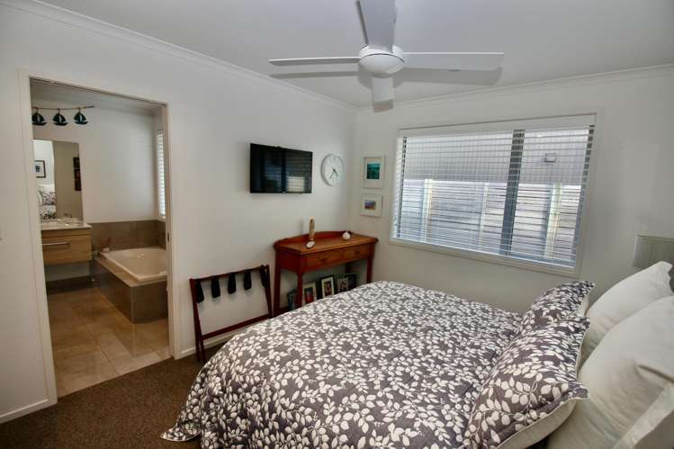 69 Leeward Drive Whitianga_16