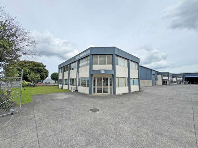 Unit A/136 Cryers Road East Tamaki_2