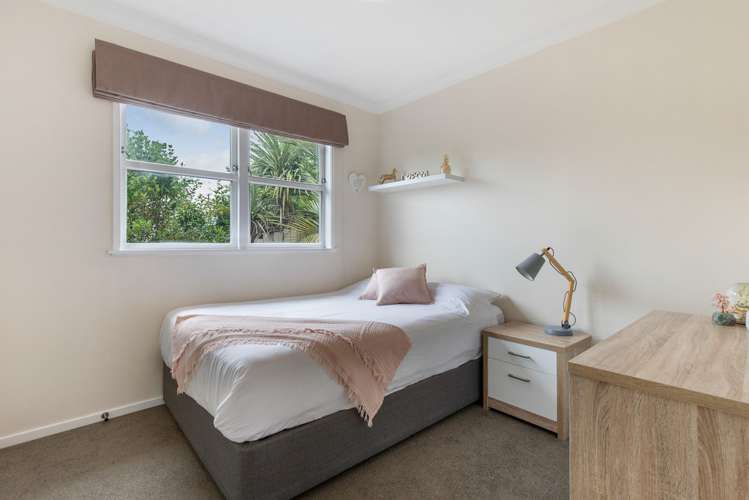 44 Lauderdale Road Birkdale_12