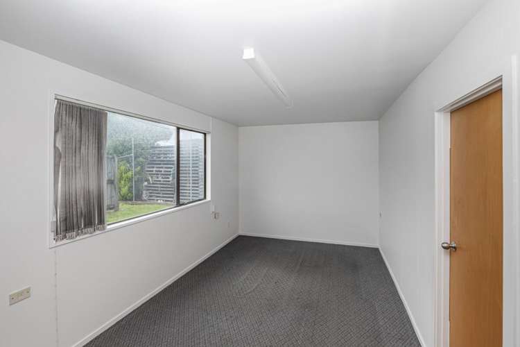 36 Edmonton Road Hornby_14