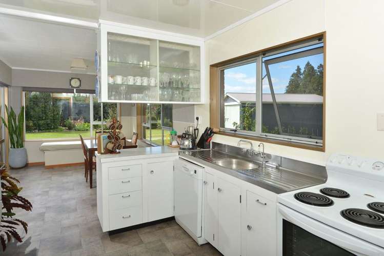 1221 Kokopu Road Poroti_5