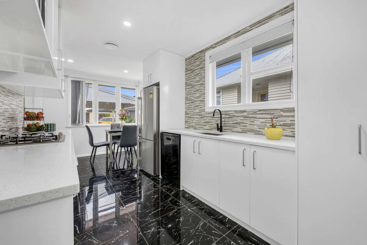 11 Dolbel Place_3