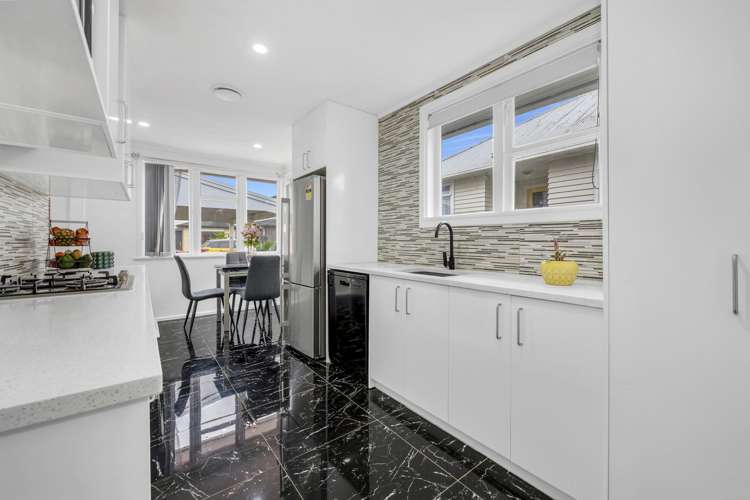 11 Dolbel Place Mangere East_7