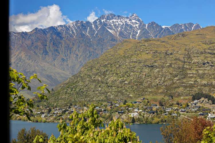 4 Woodbury Rise Queenstown_11