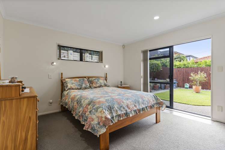 44 Chesterfield Way Orewa_8
