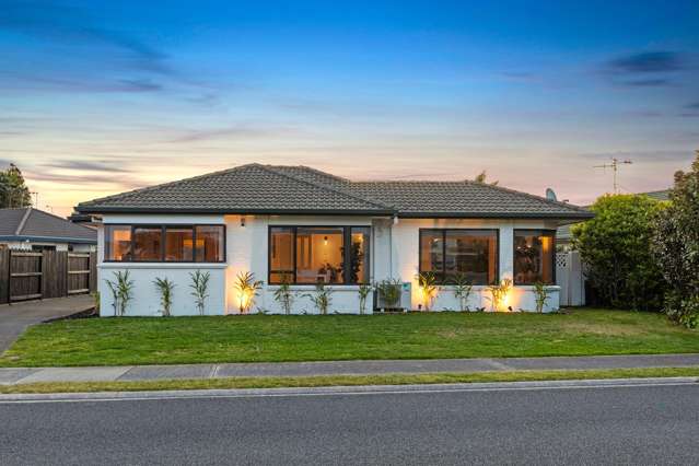 16 Luculia Drive Mount Maunganui_1