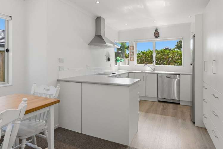 6 Ishtar Place One Tree Point_4