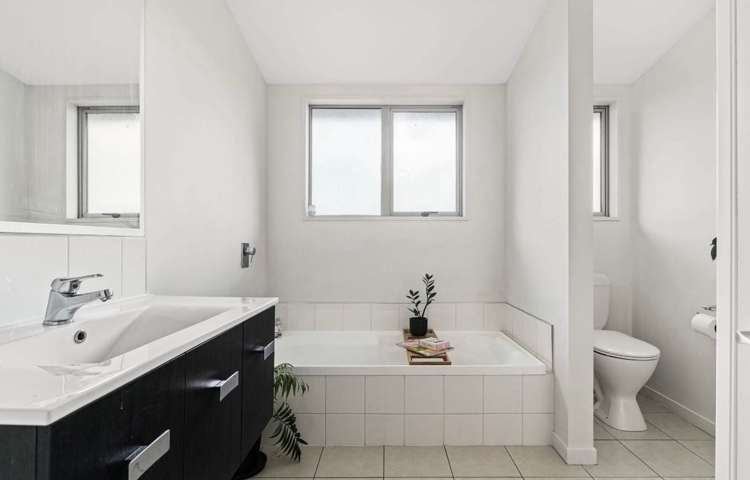 214D Lincoln Road Addington_11
