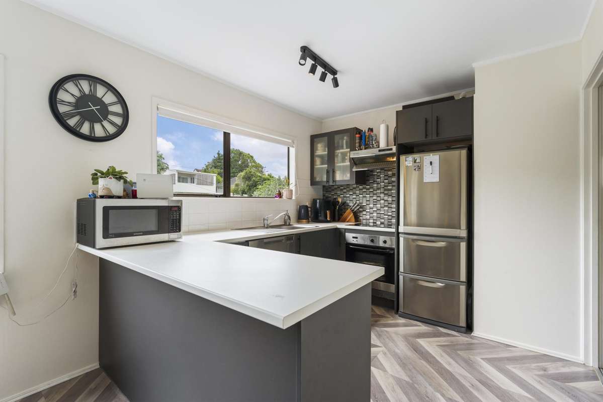 2/10 Seaton Road_3