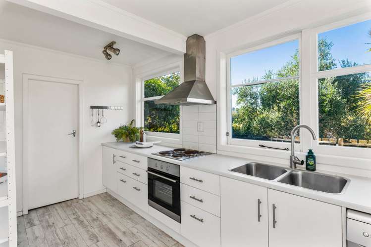 19 Jeep Road Raumati South_17