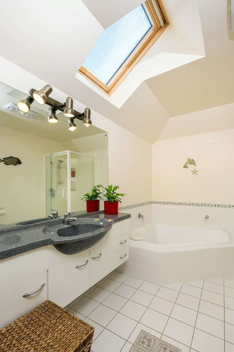 314 Hill Road The Gardens_29