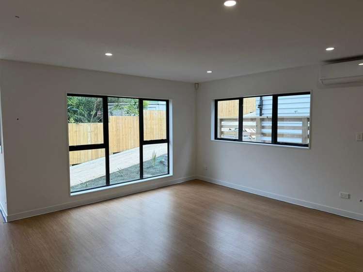 131 Connell Street Blockhouse Bay_11