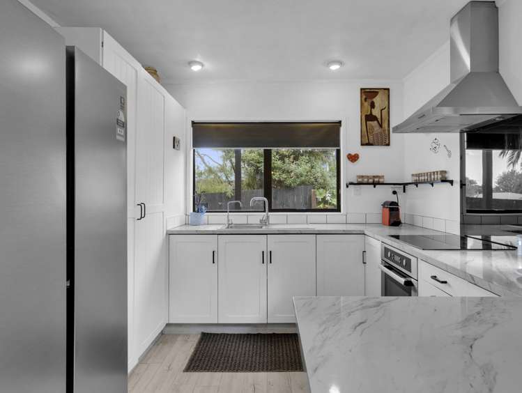 5B Ross View Terrace Dinsdale_1