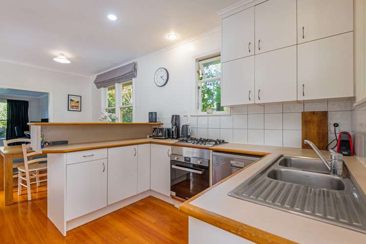 4 Williams Terrace Fitzherbert_5
