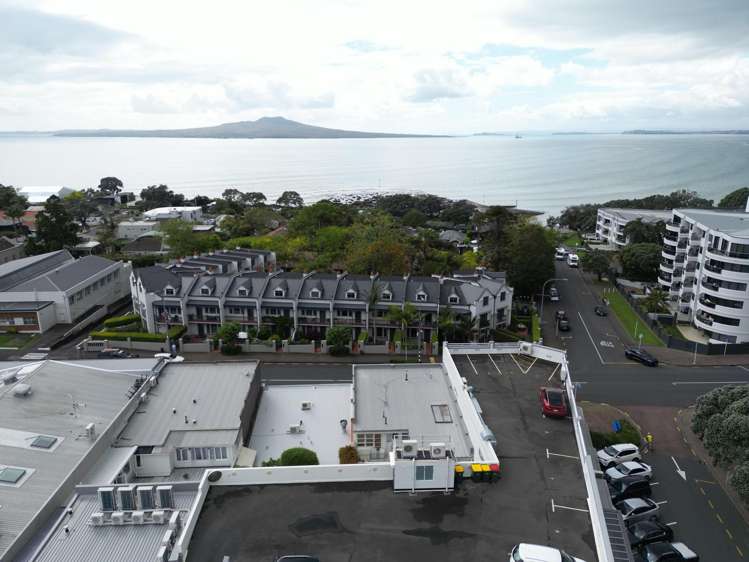 8-12 The Promenade Takapuna_8