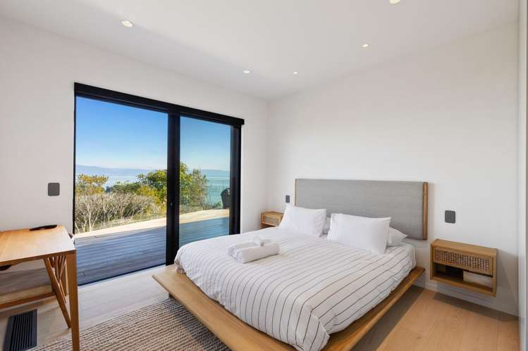 82 Princes Drive Britannia Heights_18