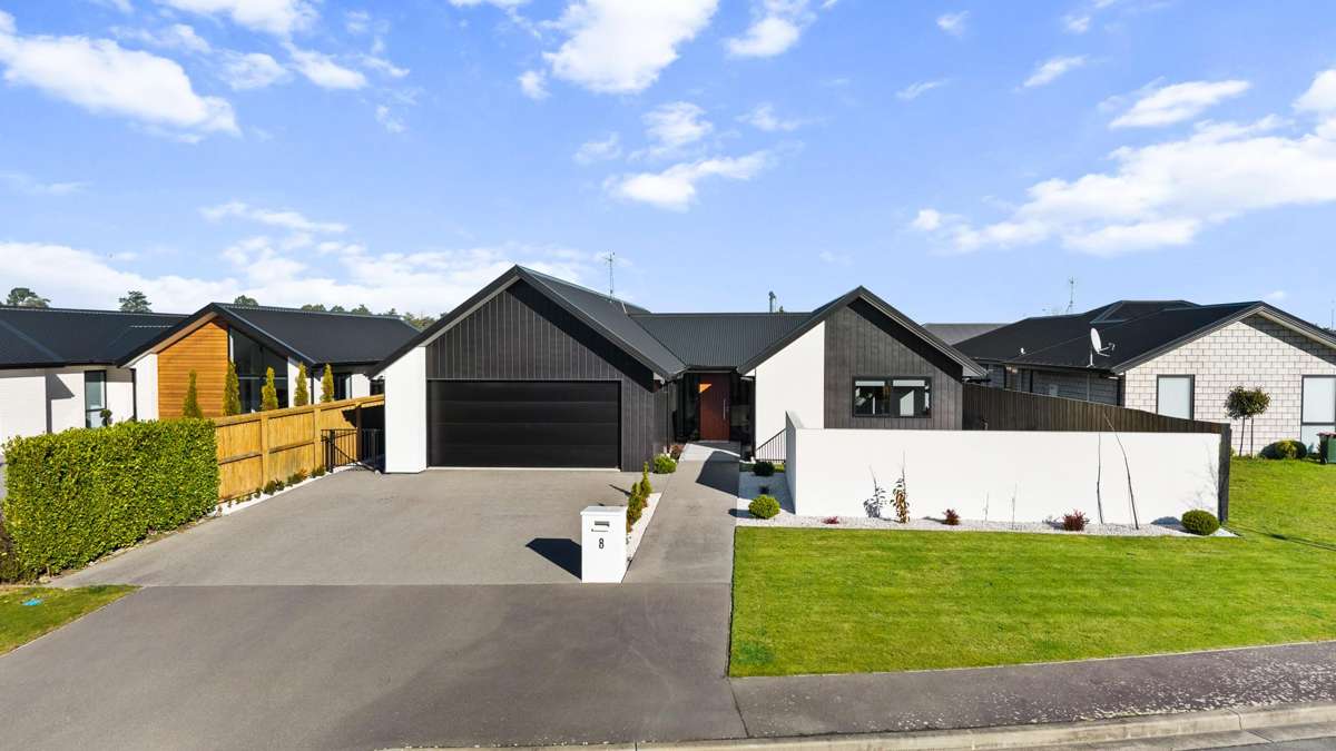 8 Redhaven Rise_0