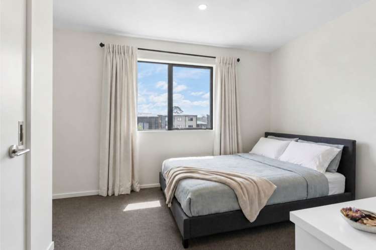 11 Selo Street Glen Eden_7