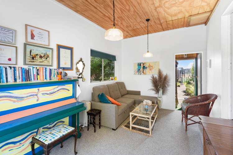 141 State Highway 1 Otaki_13