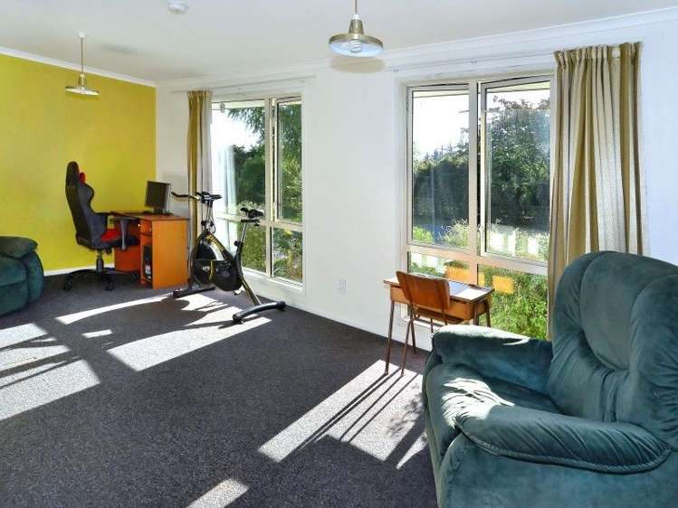 75 Bangor Road Darfield_15