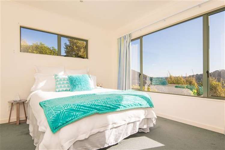 9 Becker Way Karori_7