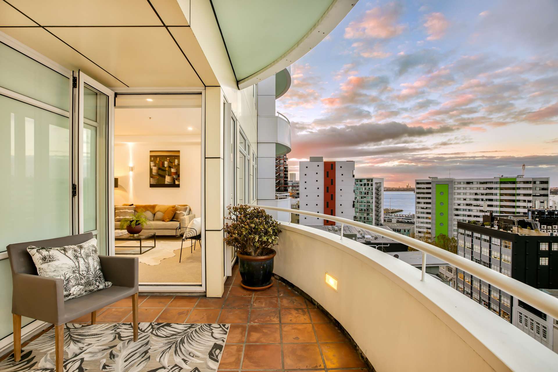 11b/4 Short Street Auckland Central_0