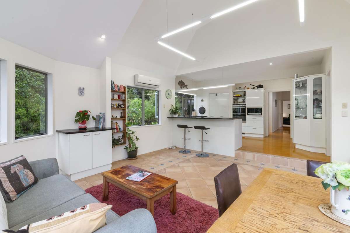 1549E Great South Road_5