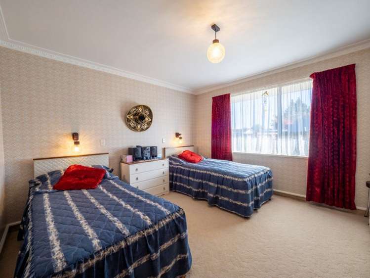 1/305 Wills Street Ashburton_12