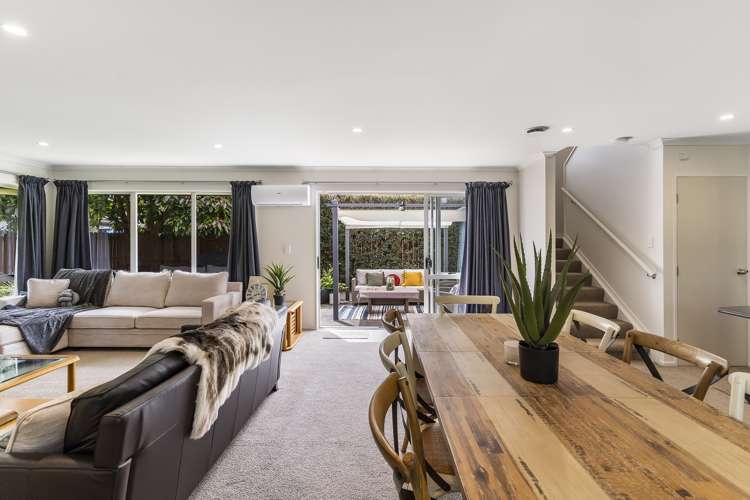 22 Bruce Pulman Drive Takanini_15