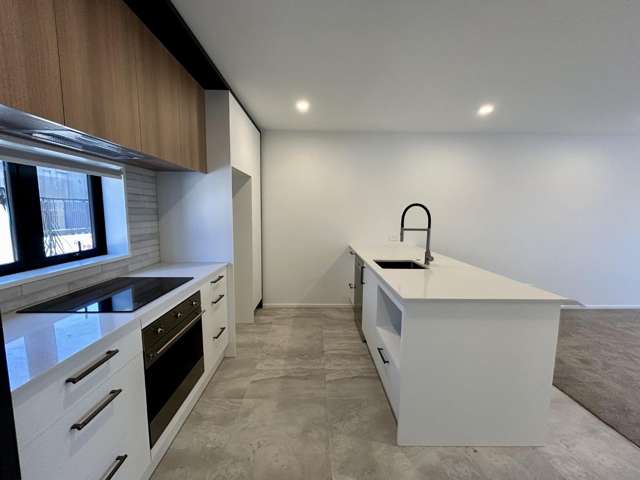 10/894 Colombo Street 1419_1