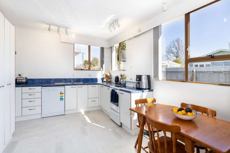 17 White Street Blenheim Central_12