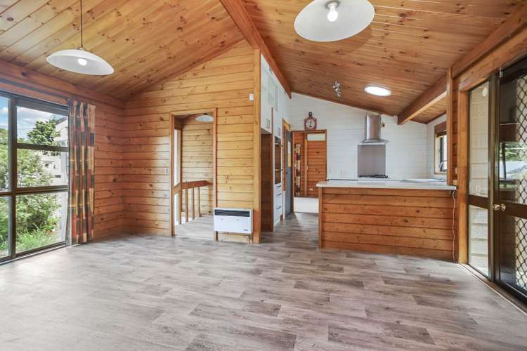 184 Everglade Drive Totara Heights_7