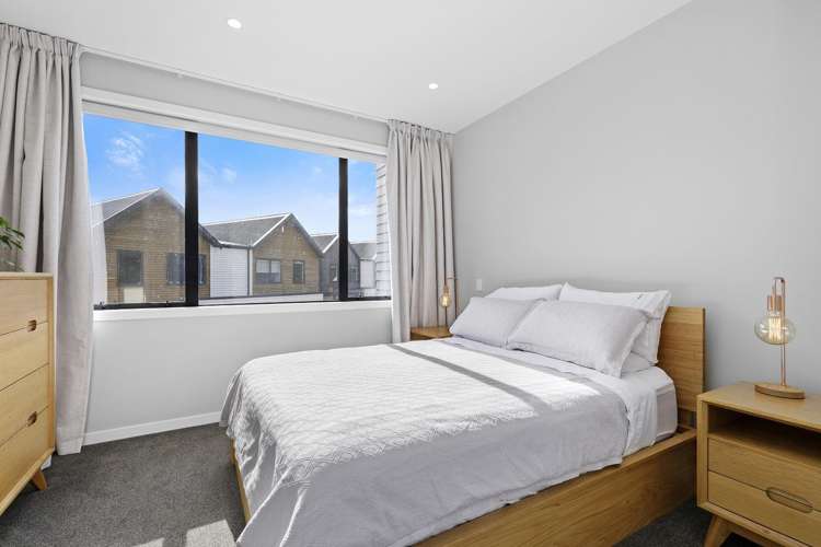 5 Glen Evans Crescent 1270_8