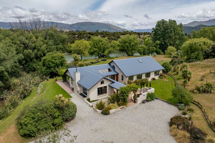 508 Lake Hawea - Albert Town Road Wanaka_48