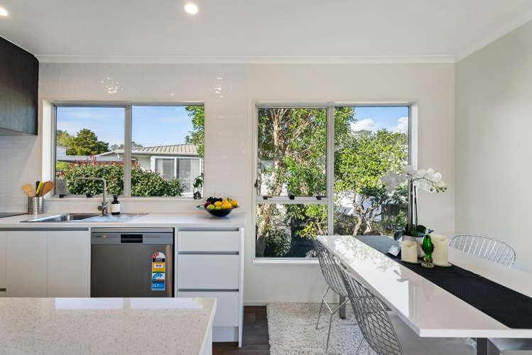 2/4 Clare Place Glenfield_4