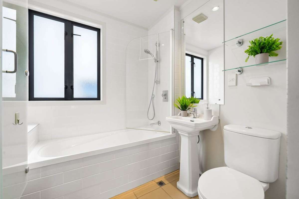 30/22 Normanby Road_4