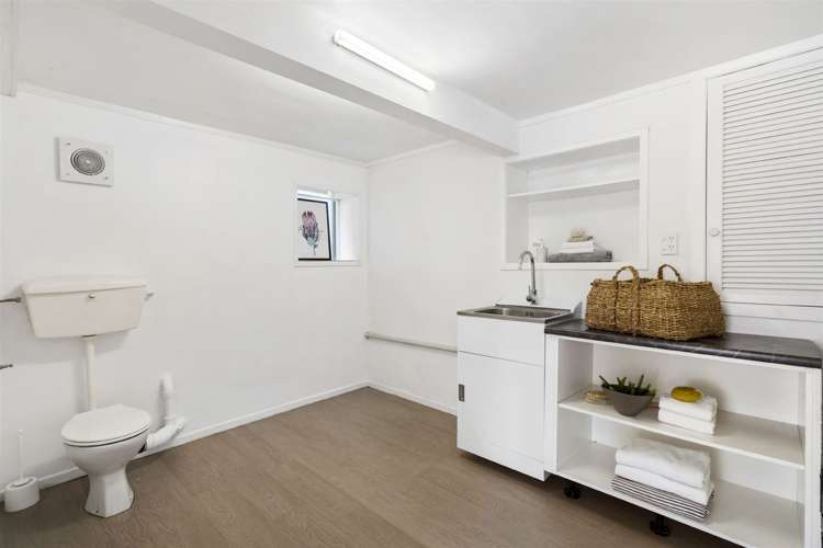 2/5 Elderwood Lane Belmont_13