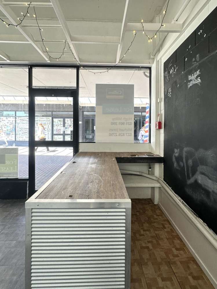 Unit 2, 22 Te Heuheu Street Town Centre_5