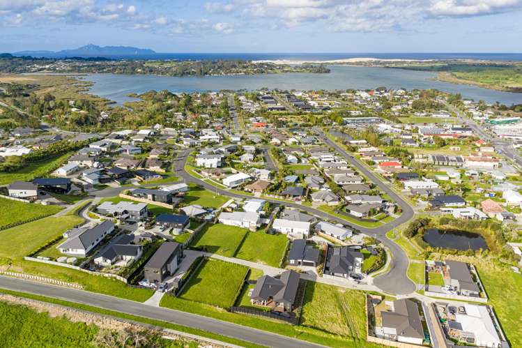 3 Morepork Lane Mangawhai_27