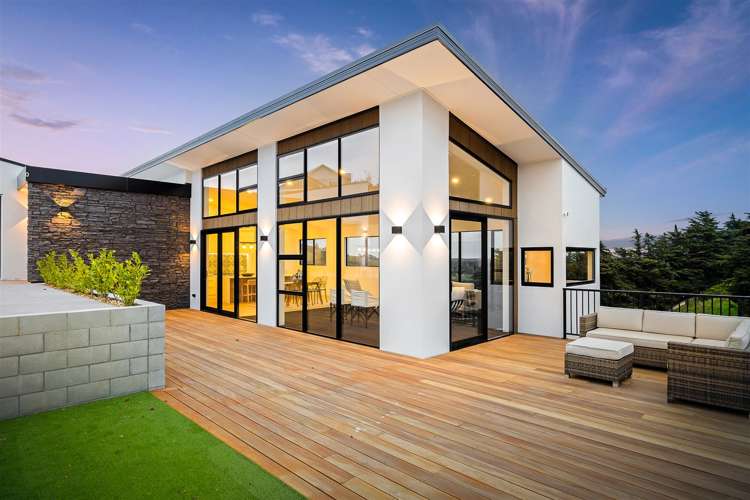 8 Kapuka Lane Kennedys Bush_1