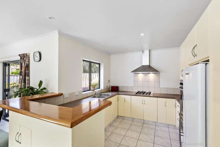 189a The Parade Island Bay_2