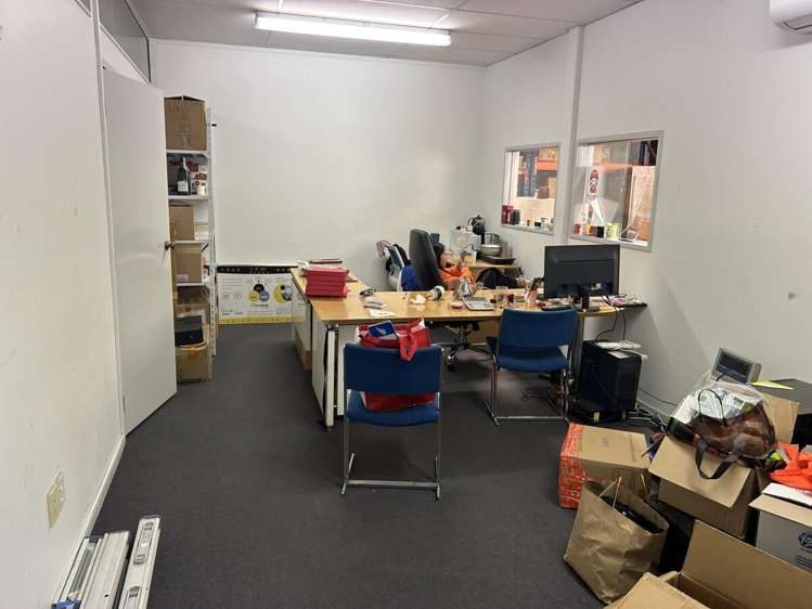 8a Rennie Drive Mangere_5