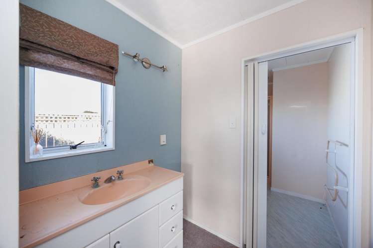 8 Brown Street Foxton_19