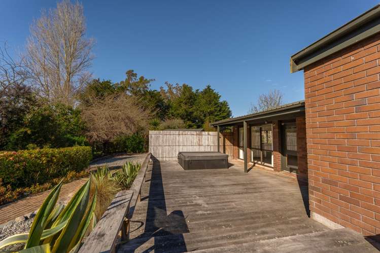252 Downs Road_3