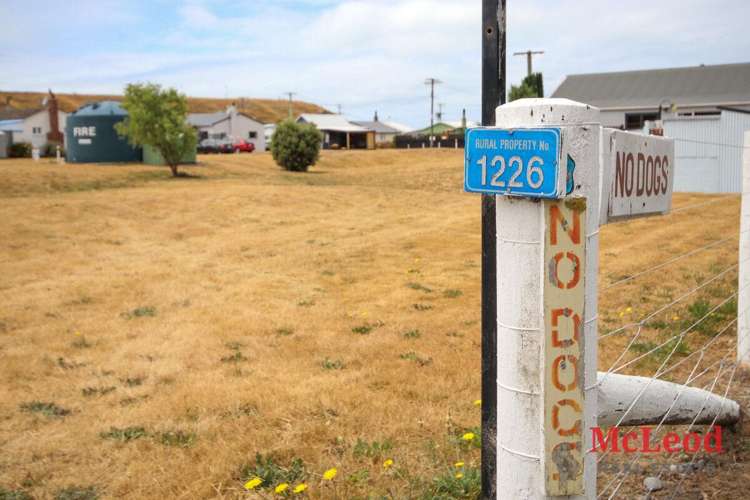 Hut 45/1226 River Road Ashburton_16