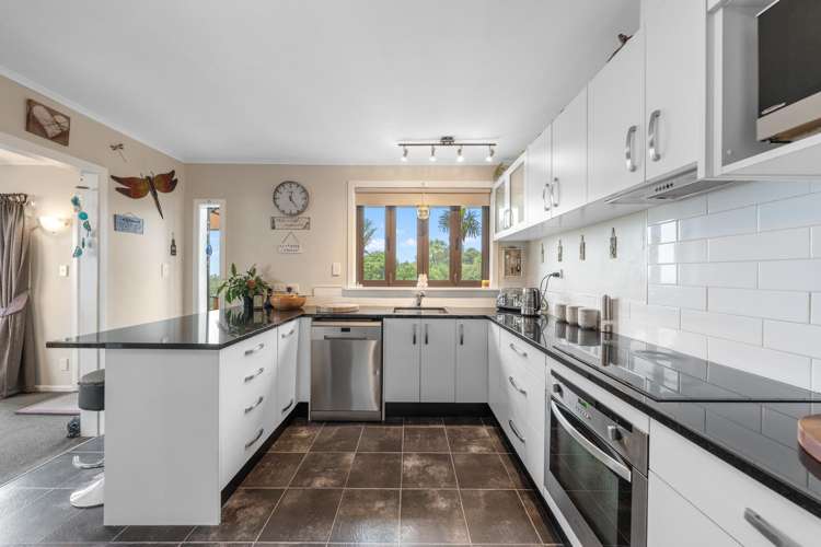 177 Wairere Road Waitakere_4